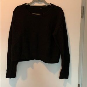 Lululemon crop black sweater